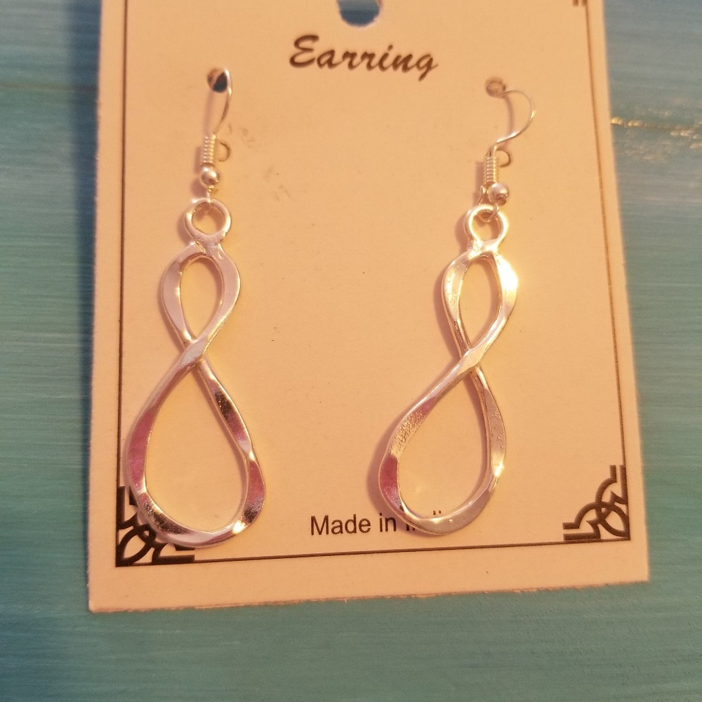 Handmade Boho Style pinkhouse Infinity Earrings - Picture 2 of 4
